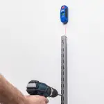 Kreg Magnetyczny lokalizator śrub z projekcją laserową