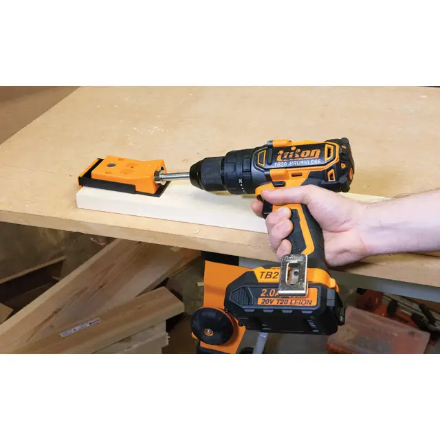 Zestaw do połączeń kieszeniowych Pocket-Hole Jig 8 częściowym Triton T2PHJS